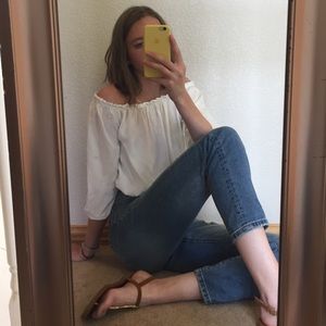 BRANDY MELVILLE / white off the shoulder crop top